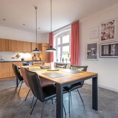 Hintze, Sommerresidenz Strandnah & Hunde Erlaubt *